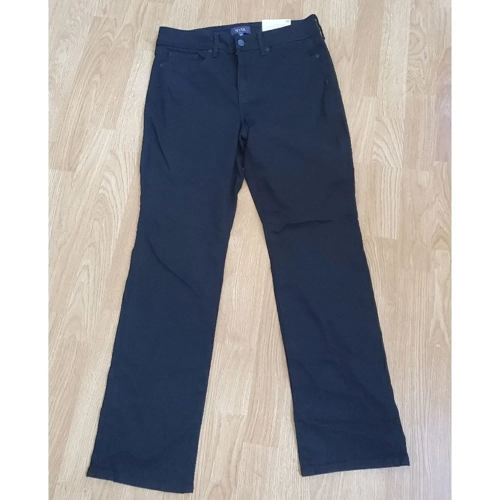 NYDJ Marilyn Straight Leg Jeans size 6 Petite in Black